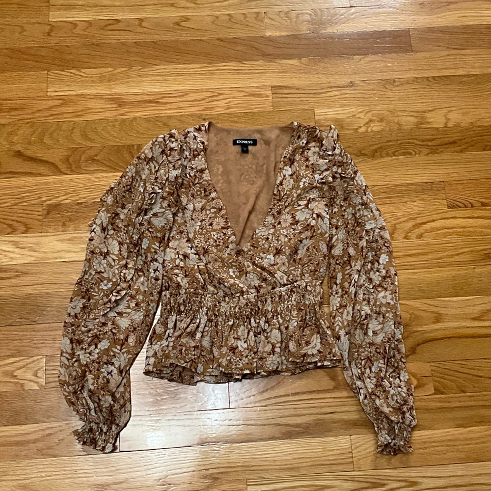 Express Patterned Blouse, V-Neck - image 1